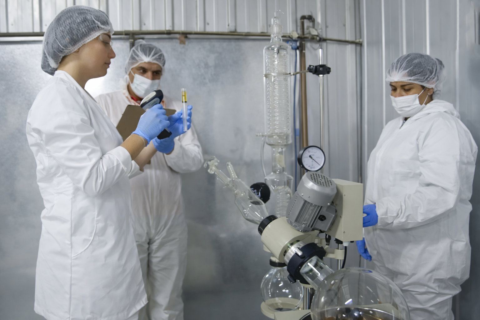 Laboratory analysis and botanical compound research environment